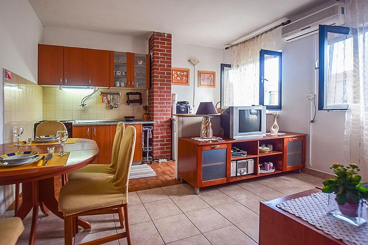 Apartments Derado Супетар Экстерьер фото